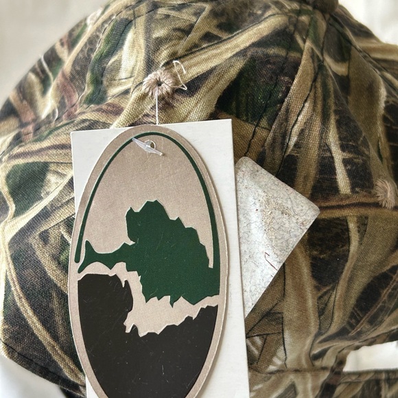 NWT Duct Unlimited cap 
By Outdoor Cap Mossy Oak - Picture 5 of 8